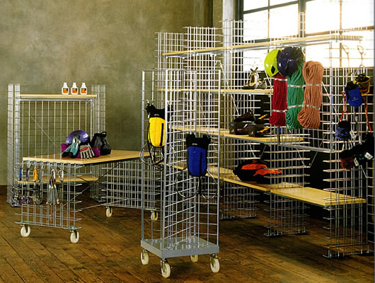 Outdoor Goods �A�E�g�h�A�O�b�Y �V�[�����S���g�p